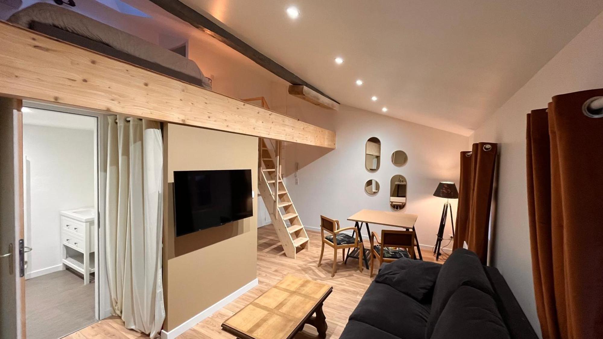 De L'houmeau - Proche Gare Apartment